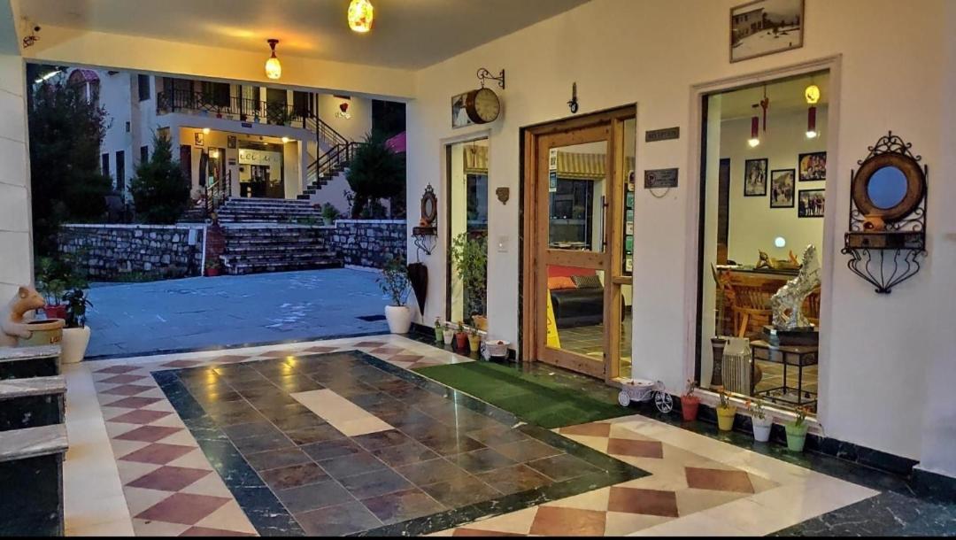Mist N Meadows Resort Rājgarh Exteriér fotografie