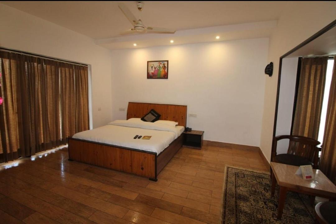 Mist N Meadows Resort Rājgarh Exteriér fotografie