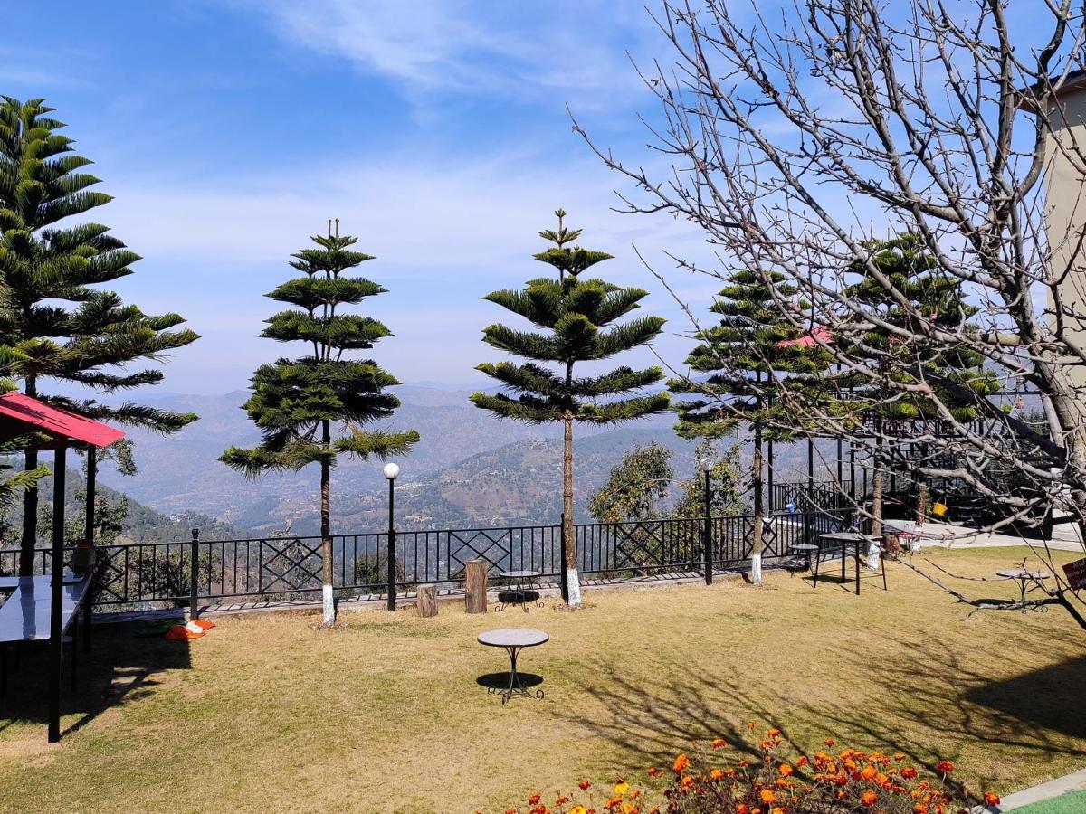 Mist N Meadows Resort Rājgarh Exteriér fotografie